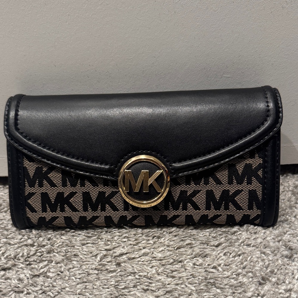 Michael Kors Black and Brown Women's Wallet